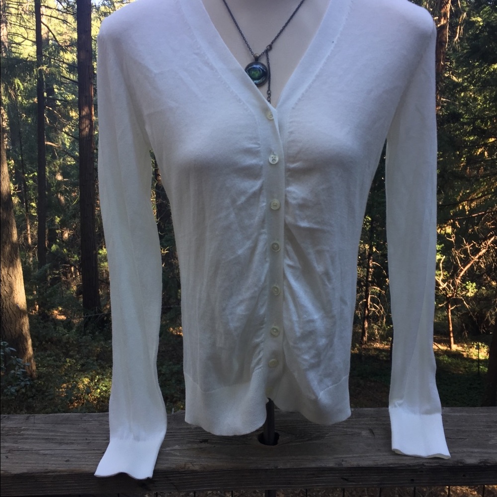 Lands End white light weight scrunchy fitted cardigan - Picture 8 of 14